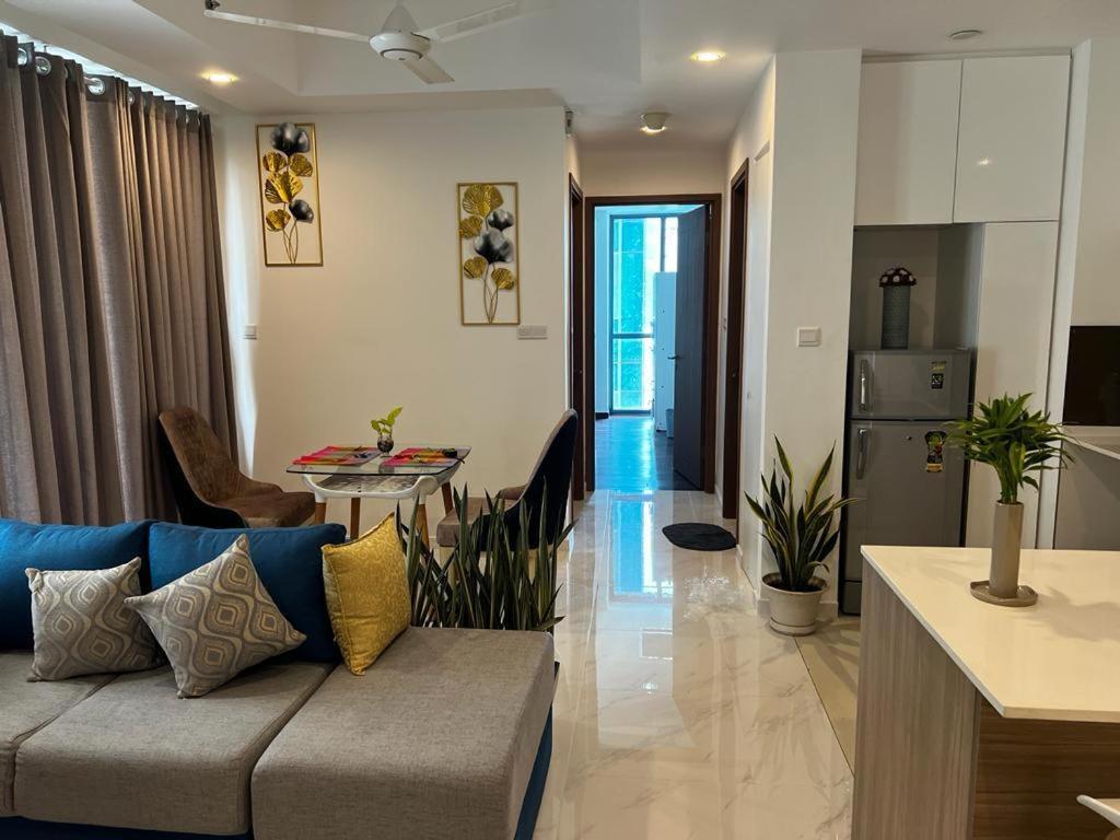 Luxury Sky Apartment Colombo Buitenkant foto